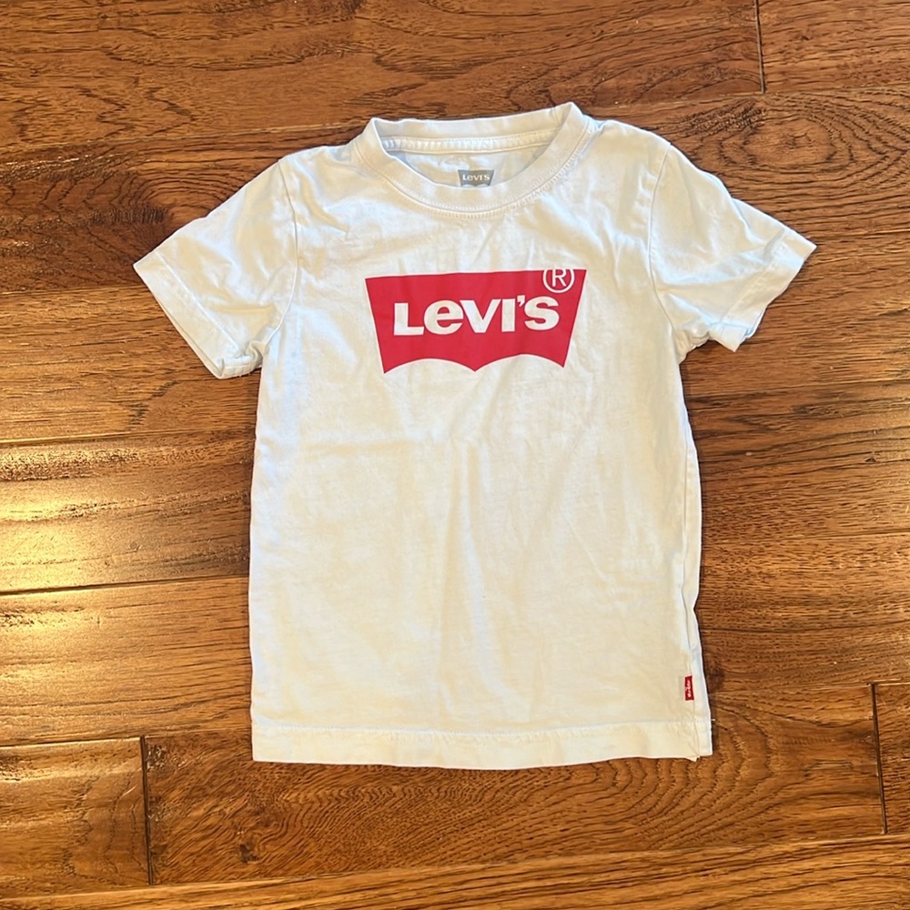Levi’s White T-shirt with Red Logo Size 5 - Picture 2 of 5